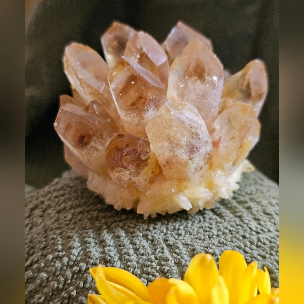 Beautiful Natural Crystals In A Cluster - Picture 5 of 8